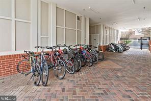 HALSTEAD AT THE METRO - Residential