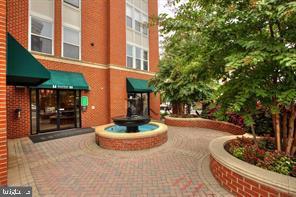 HALSTEAD AT THE METRO - Residential