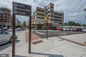 HALSTEAD AT THE METRO - Residential