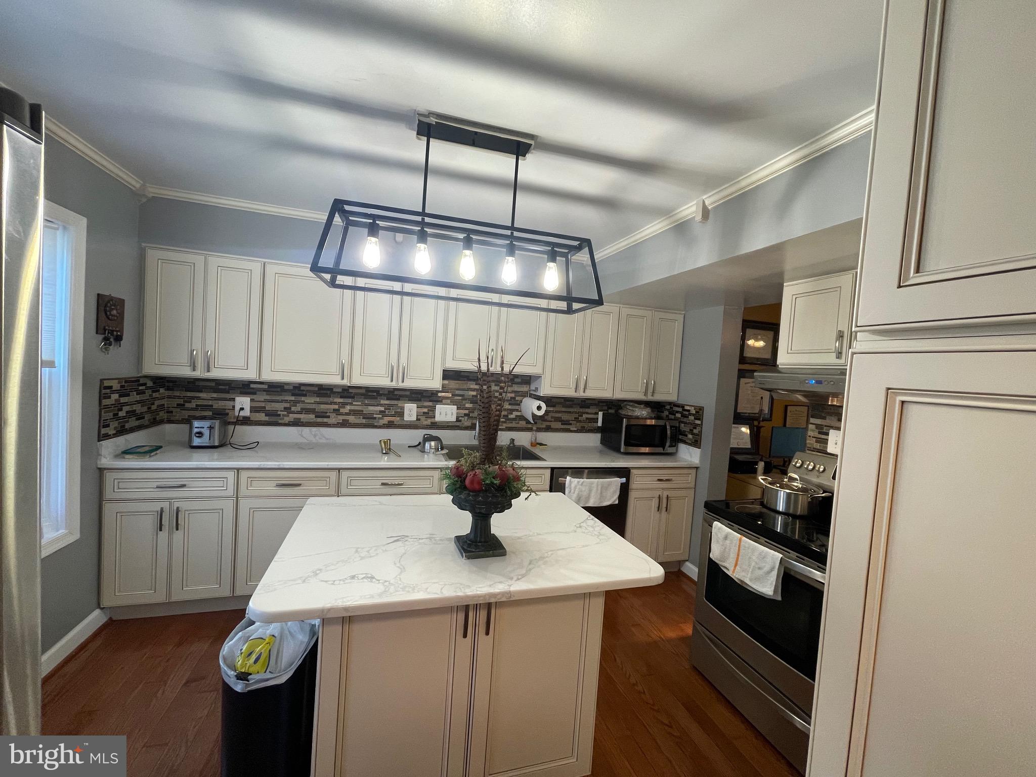 FRANCONIA COMMONS - Residential