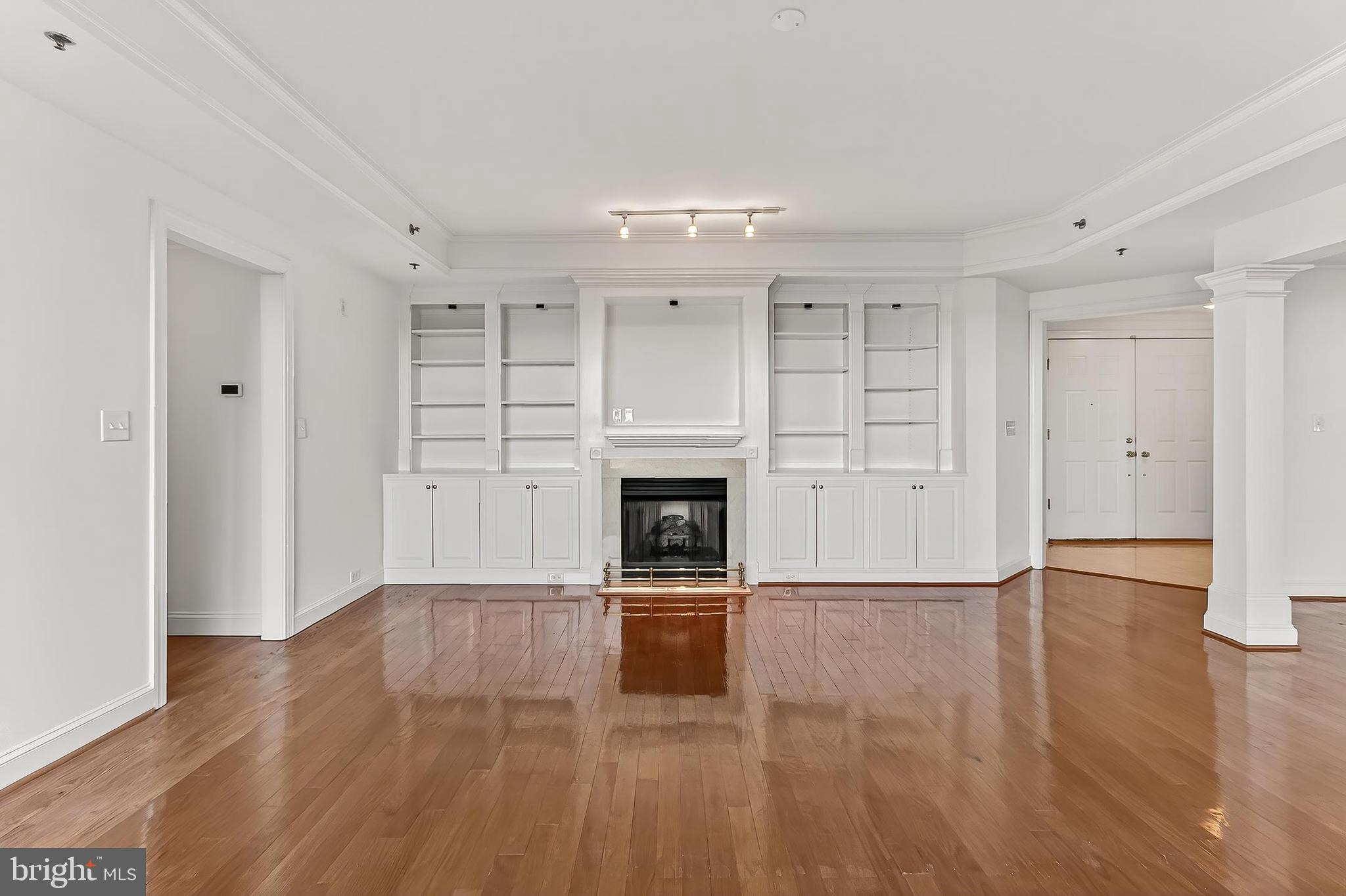 1555 N COLONIAL TERRACE 500