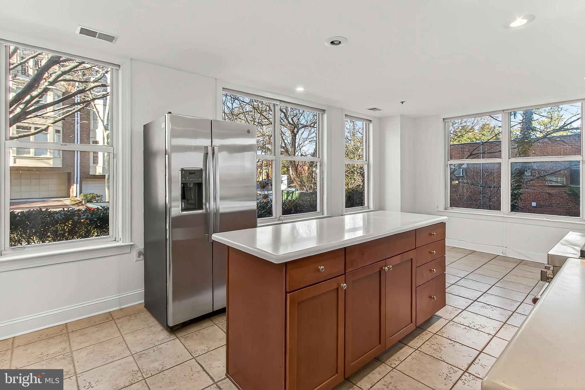 DAKOTA - Residential