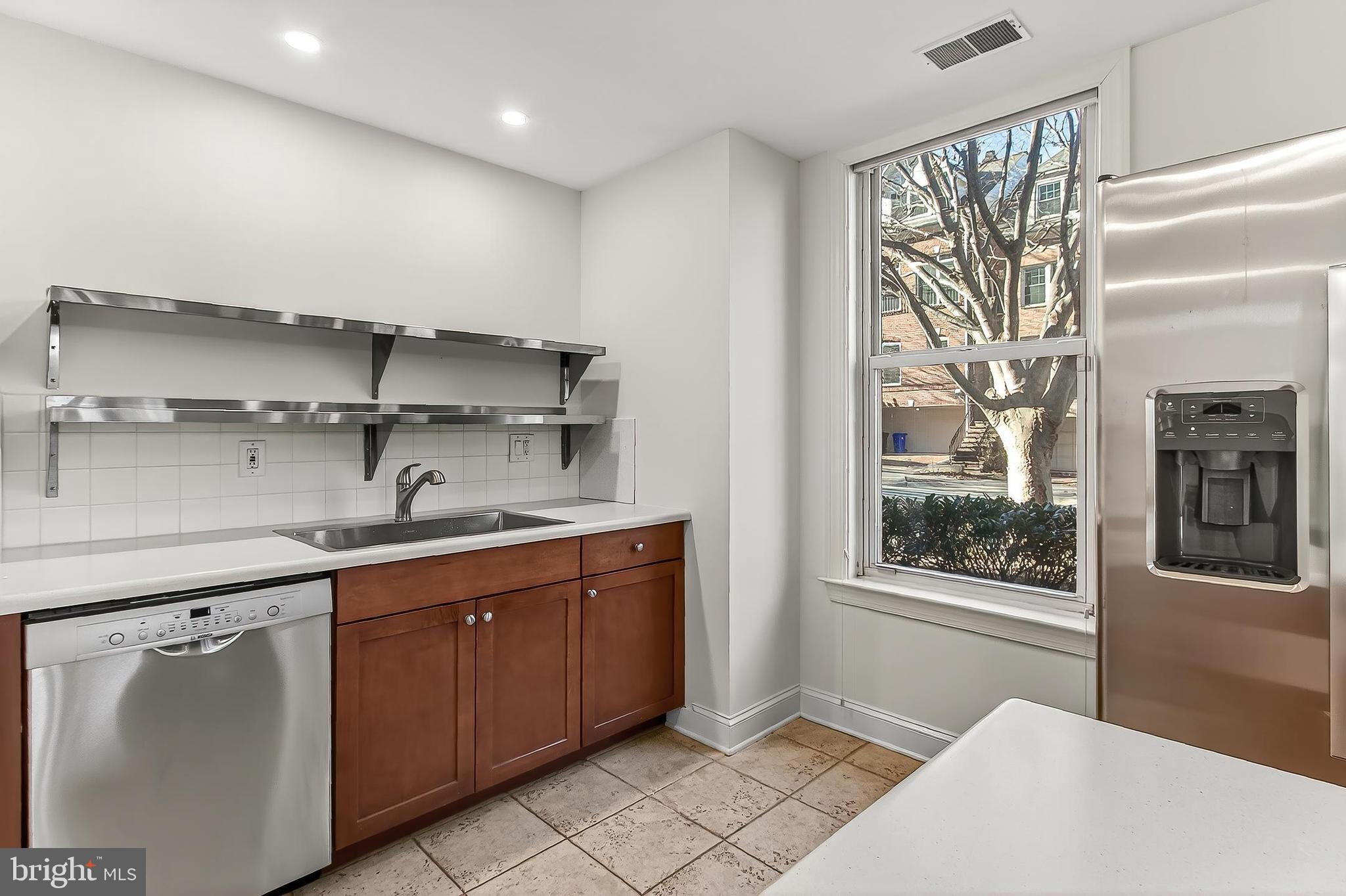 DAKOTA - Residential