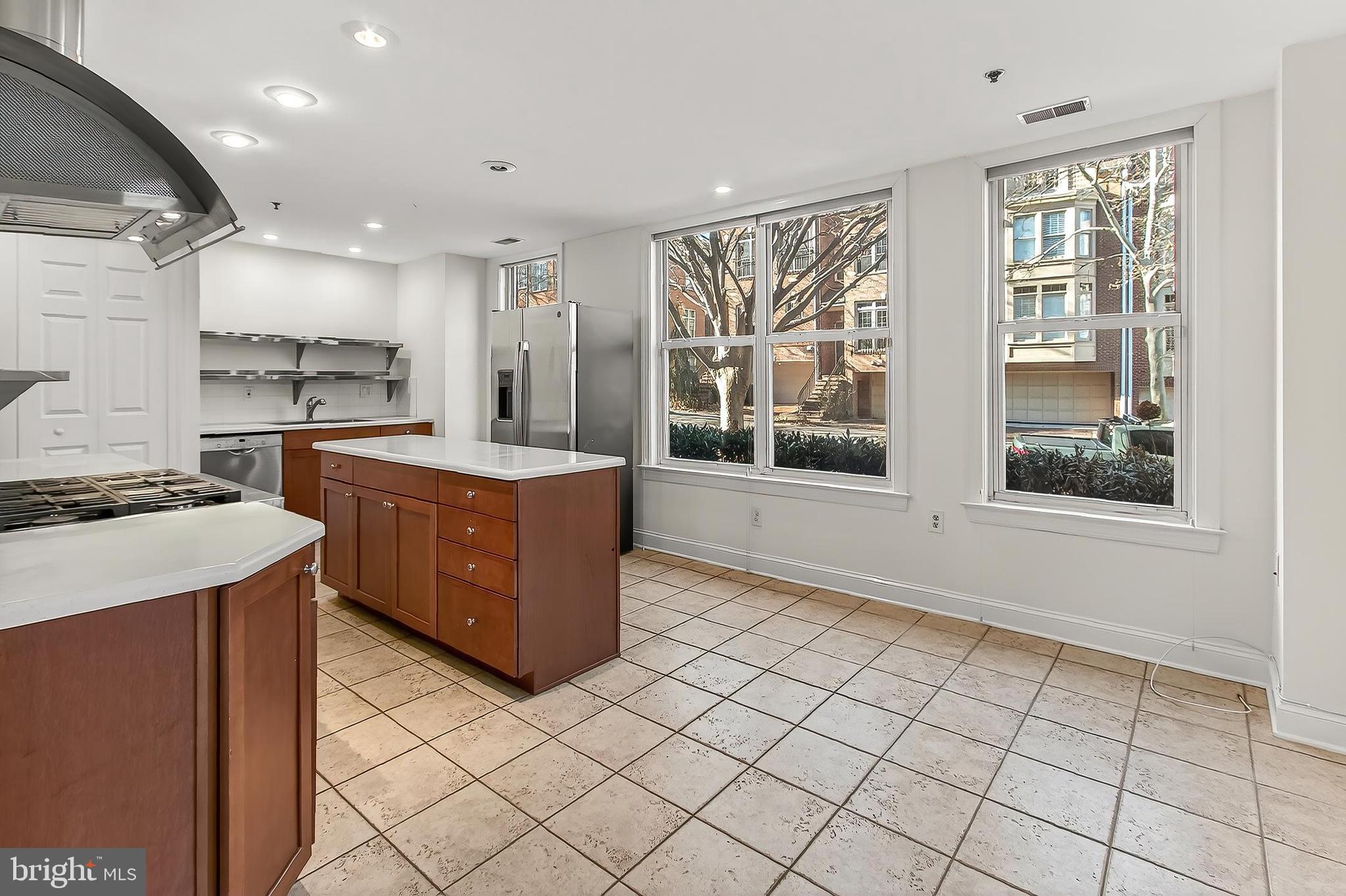 DAKOTA - Residential