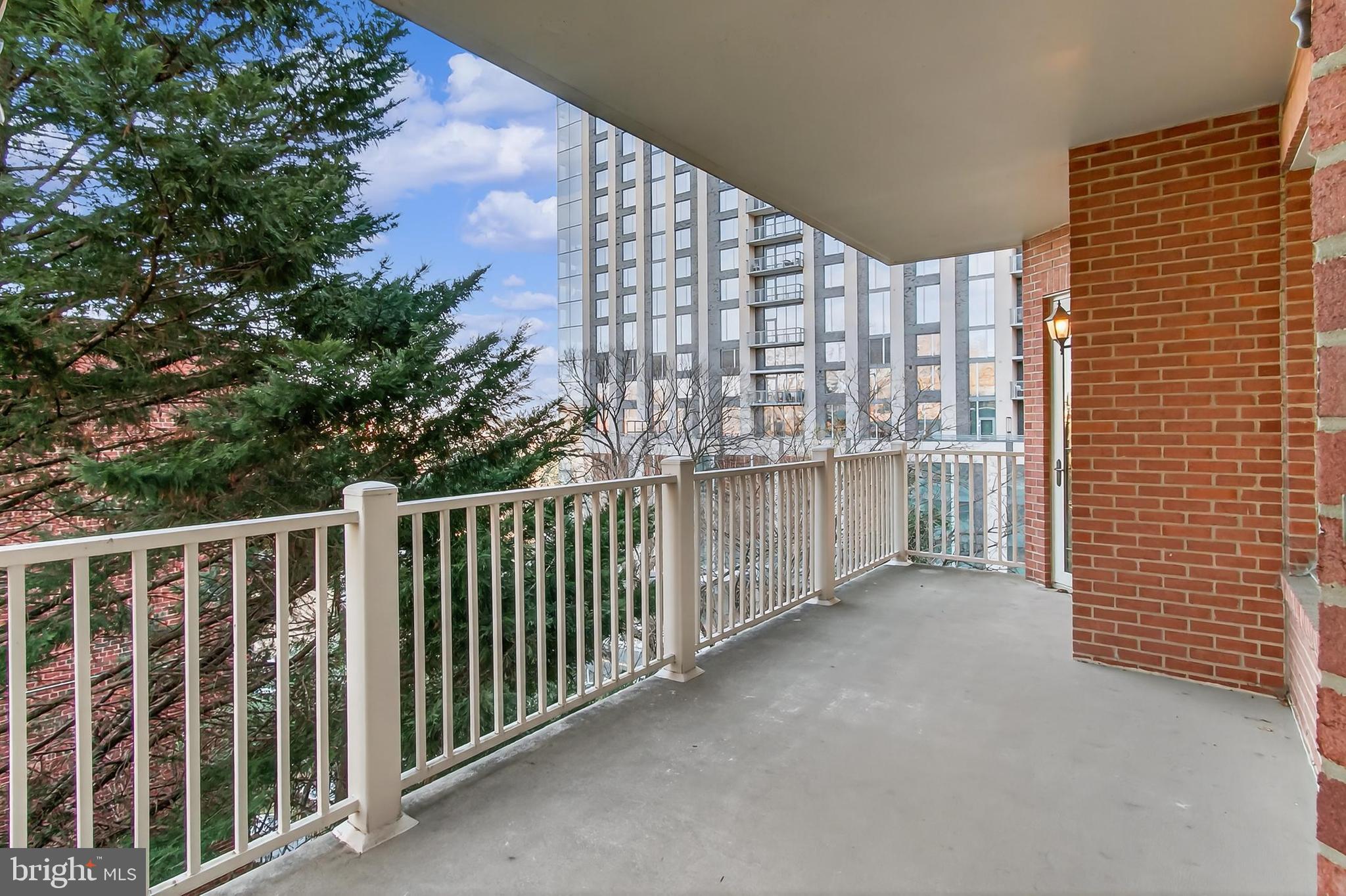 DAKOTA - Residential