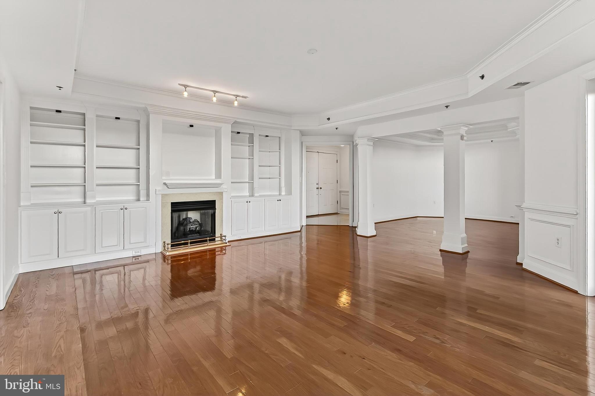 DAKOTA - Residential