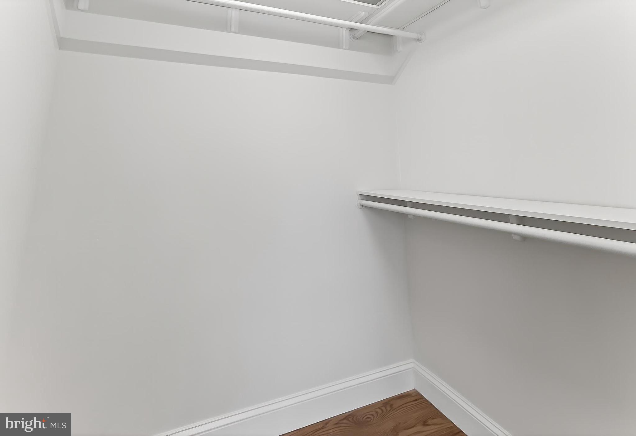 DAKOTA - Residential