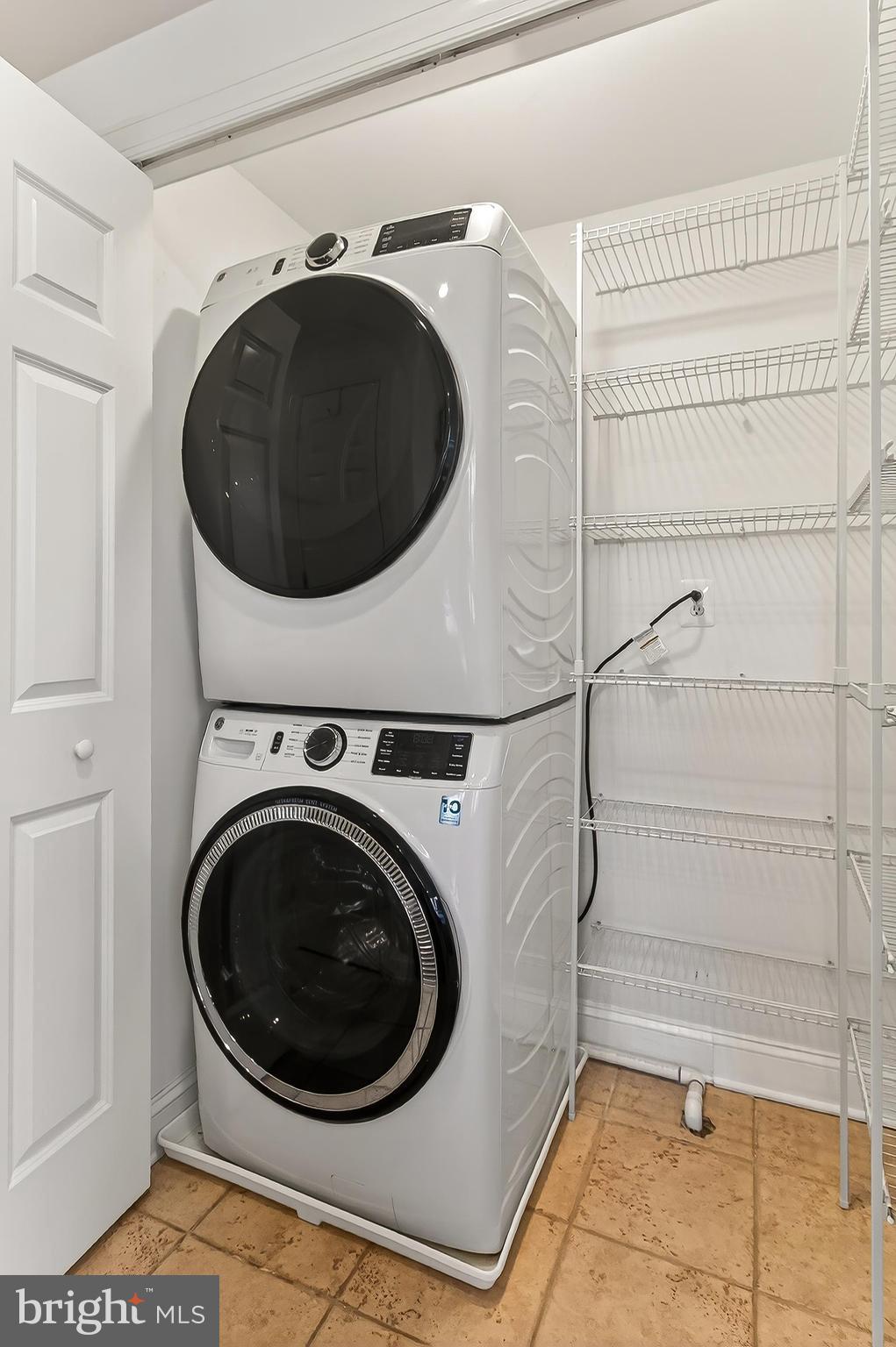 DAKOTA - Residential