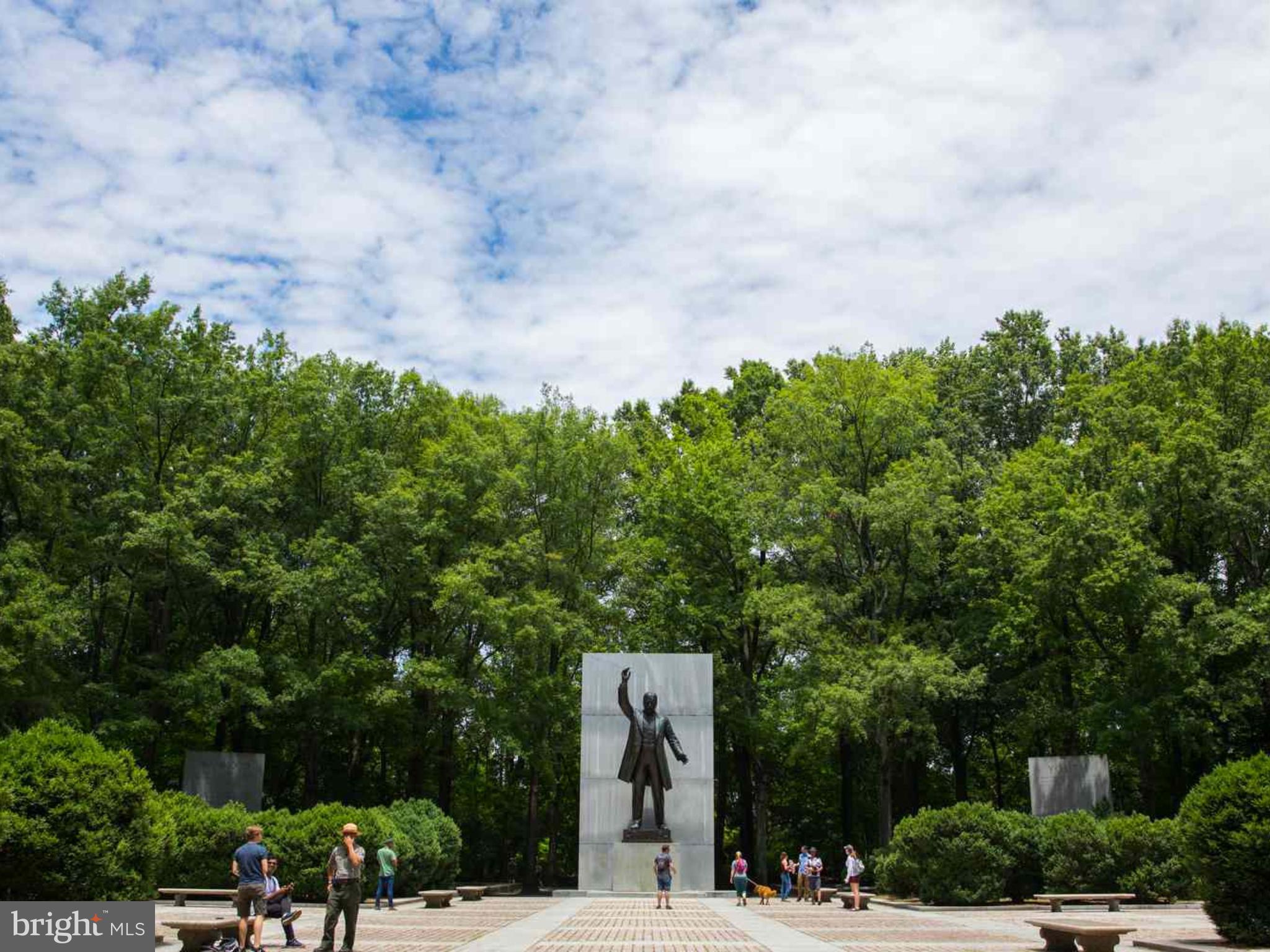 DAKOTA - Residential