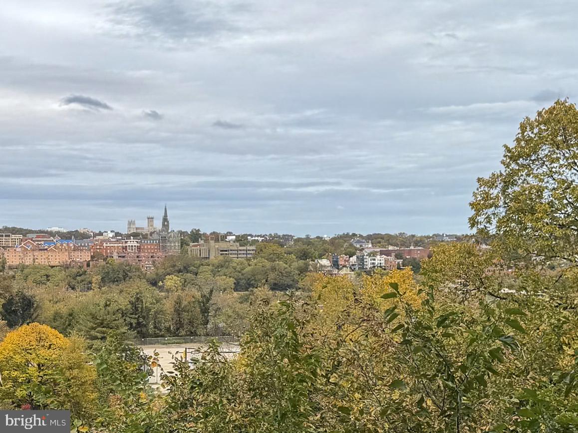 1555 N COLONIAL TERRACE 500