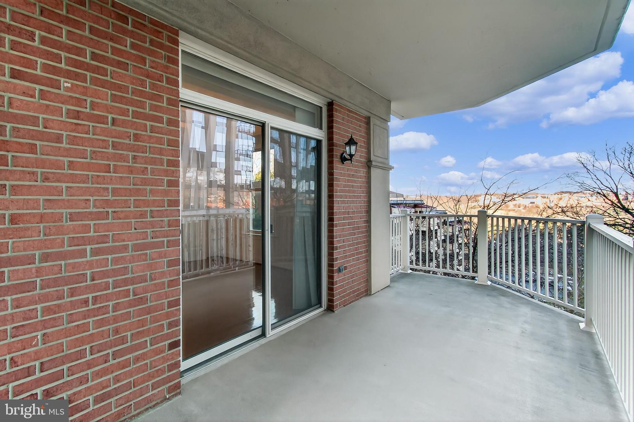 DAKOTA - Residential