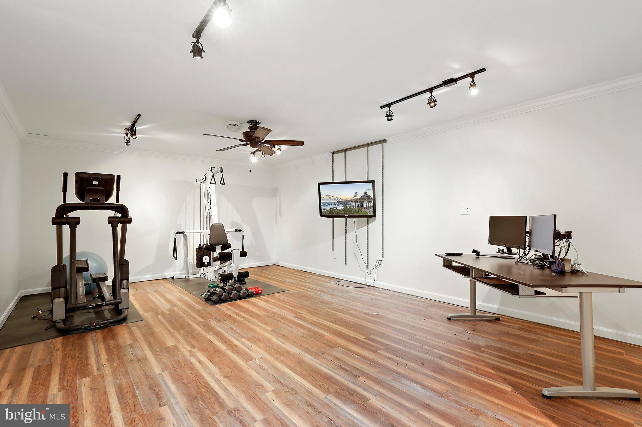 MONKTON FARMS - Residential