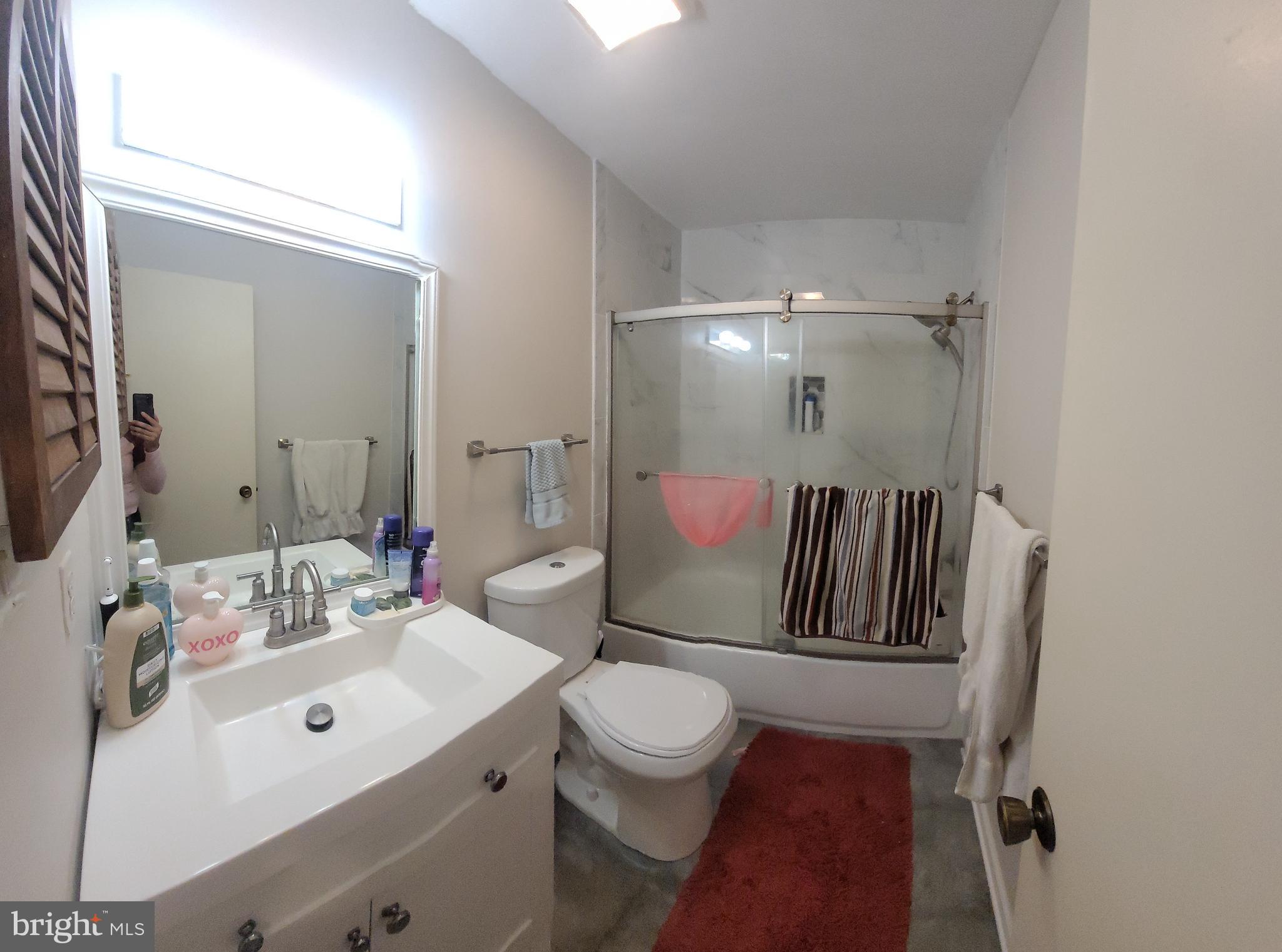 SIGNAL HILL - Residential