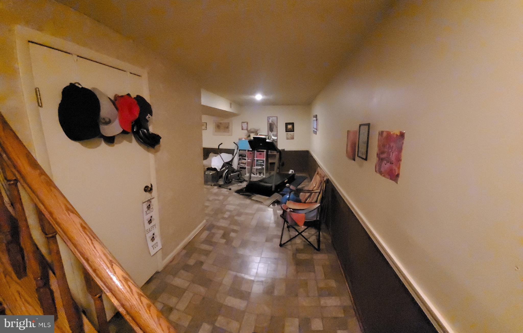 SIGNAL HILL - Residential