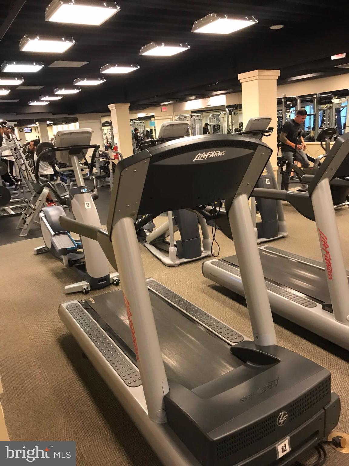 KINGSTOWNE - Residential