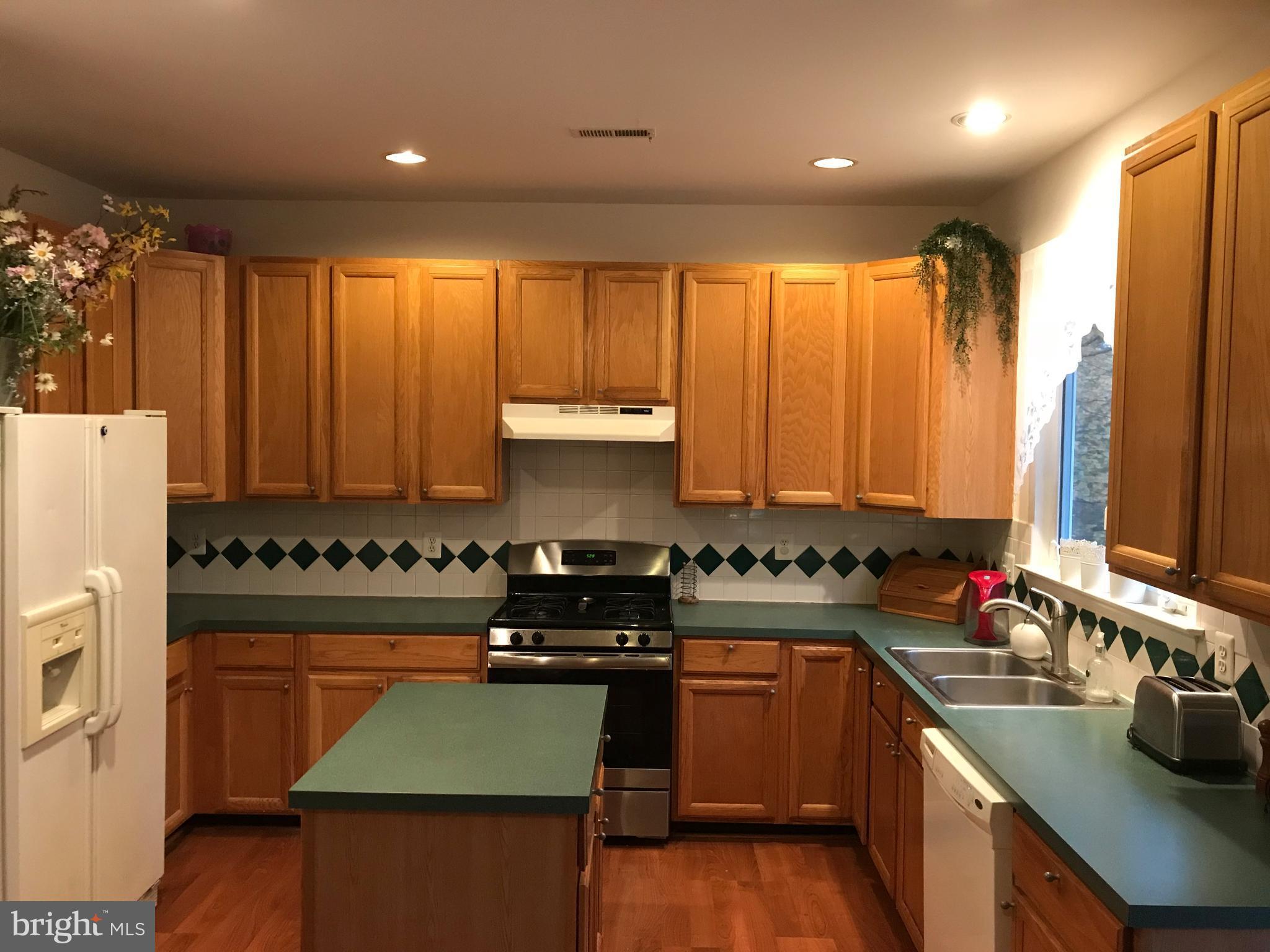 KINGSTOWNE - Residential