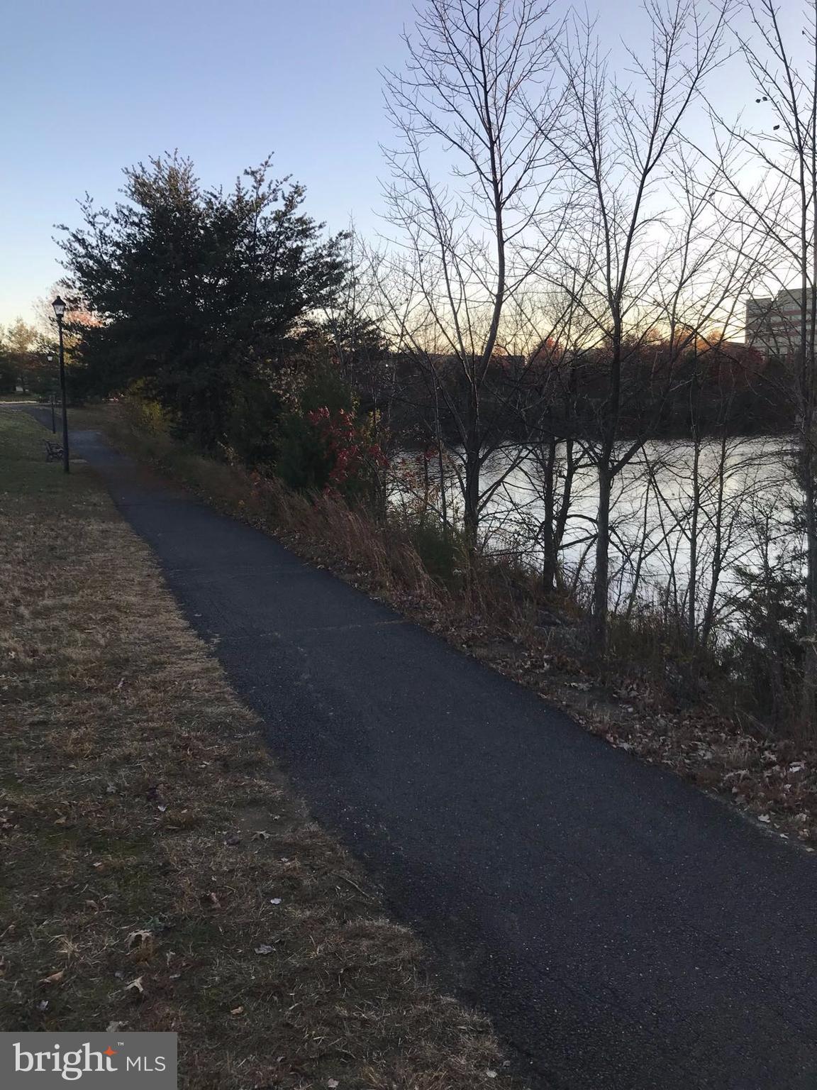 KINGSTOWNE - Residential