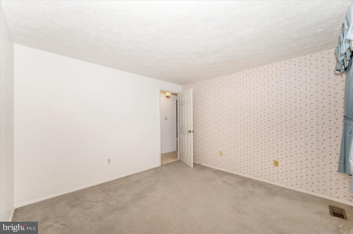 FOUNTAIN ROCK MANOR - Residential