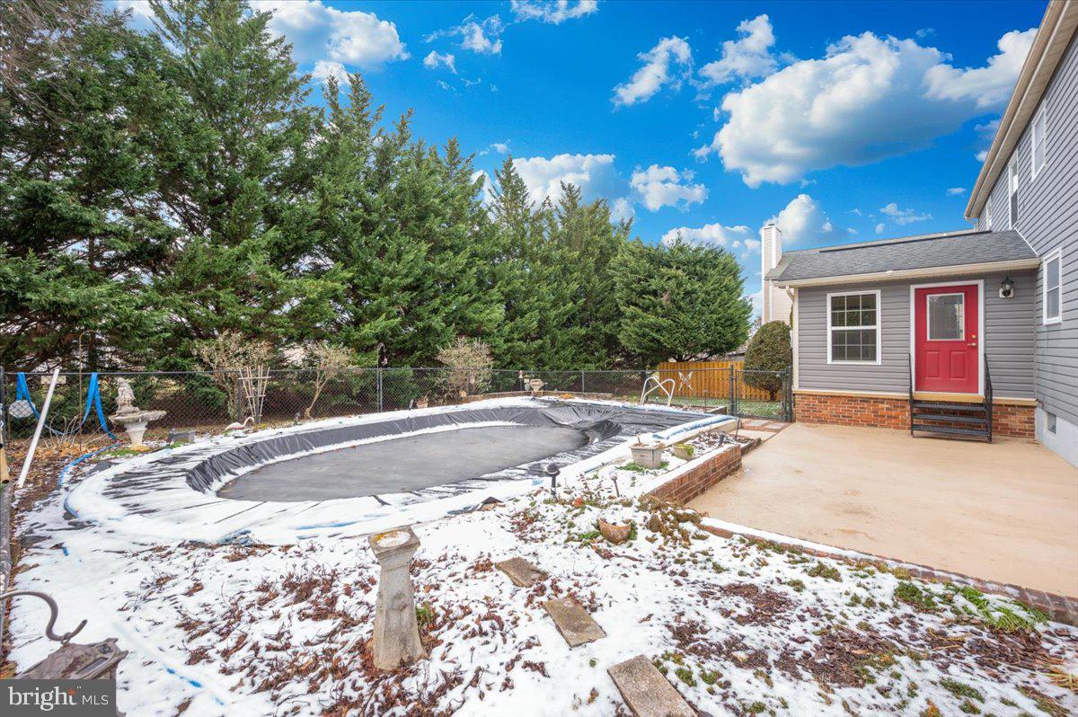 FOUNTAIN ROCK MANOR - Residential