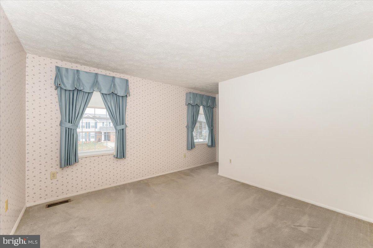 FOUNTAIN ROCK MANOR - Residential