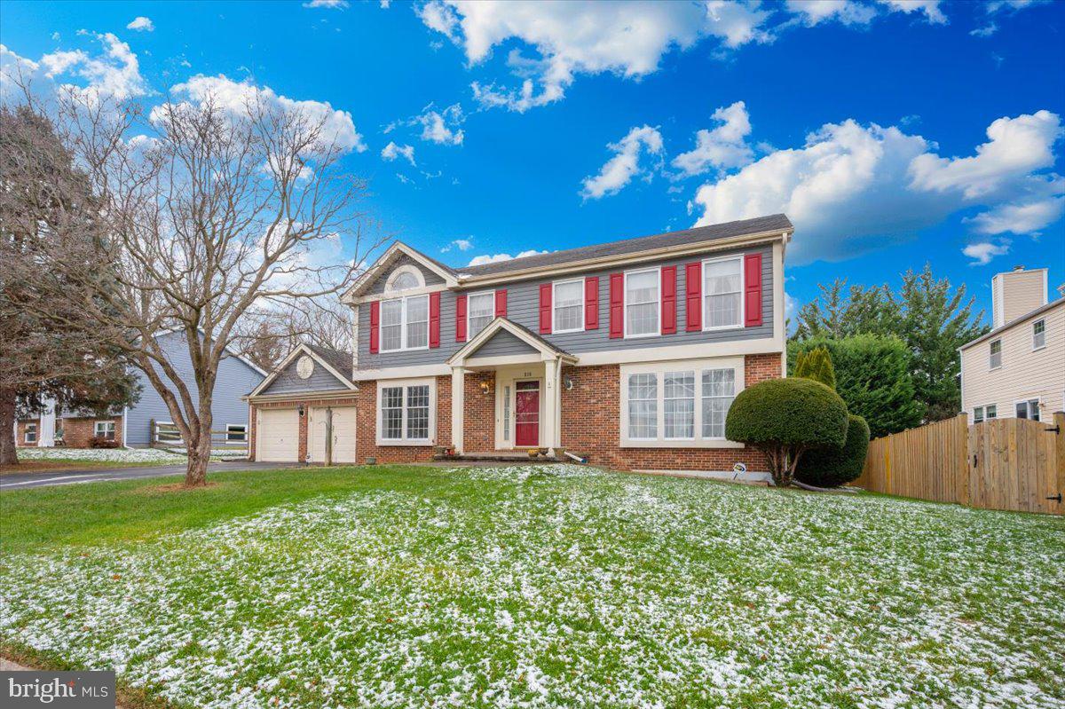 FOUNTAIN ROCK MANOR - Residential