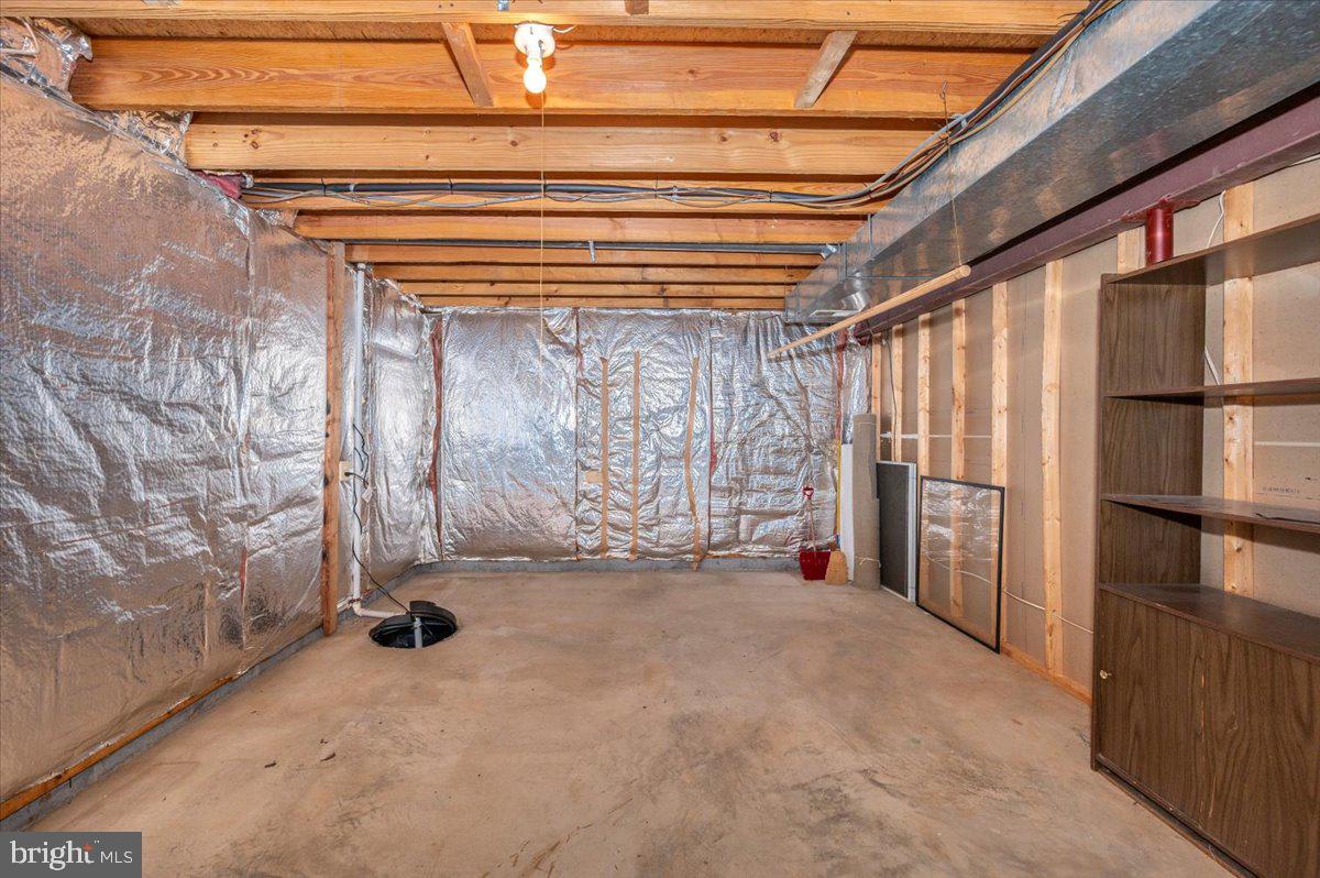 FOUNTAIN ROCK MANOR - Residential