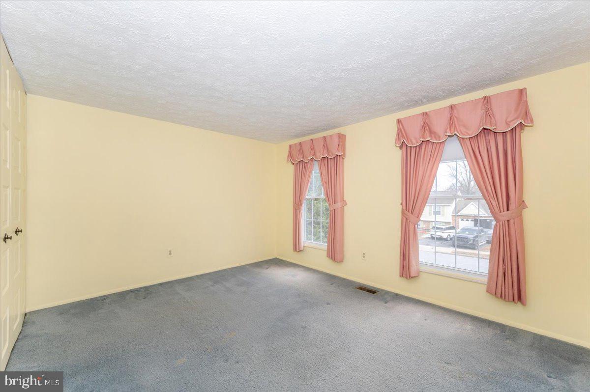 FOUNTAIN ROCK MANOR - Residential