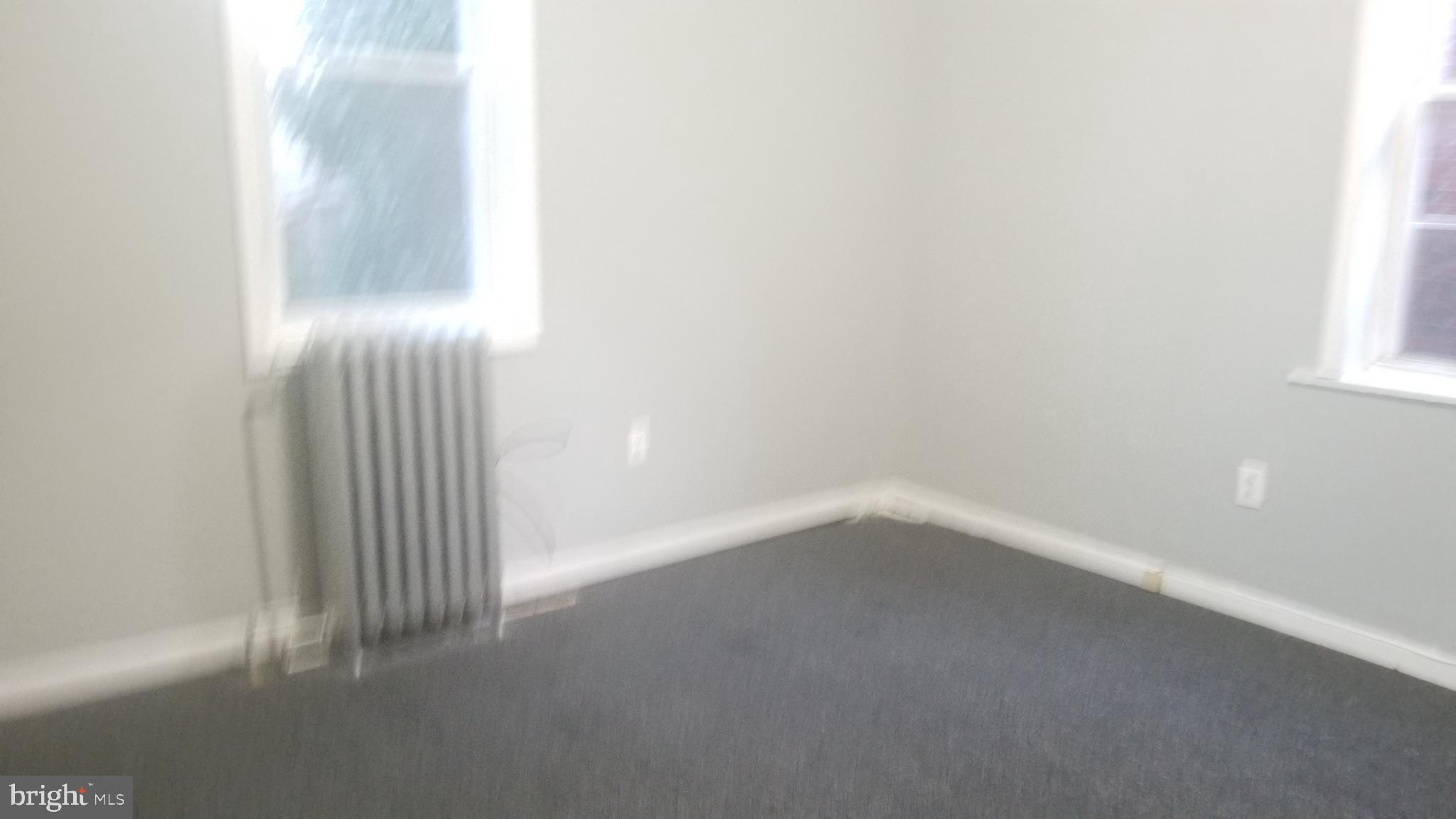 ELMWOOD PARK - Residential Lease