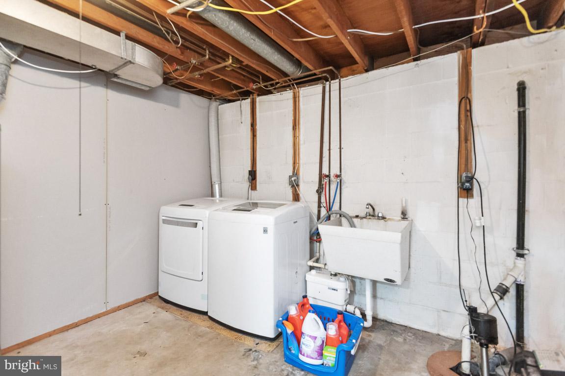 RIVERDALE FOREST - Residential