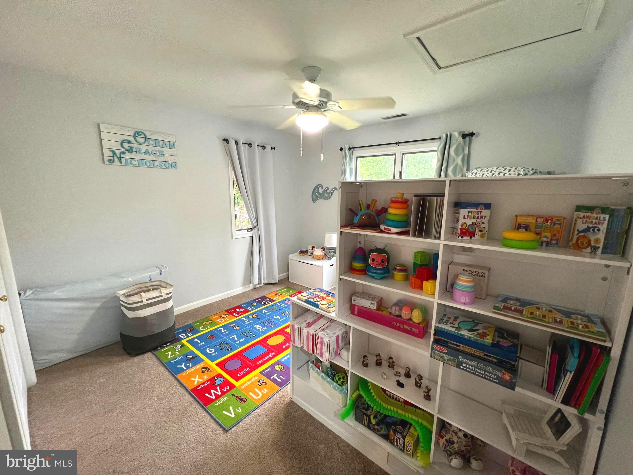 TALL OAKS - Residential Lease