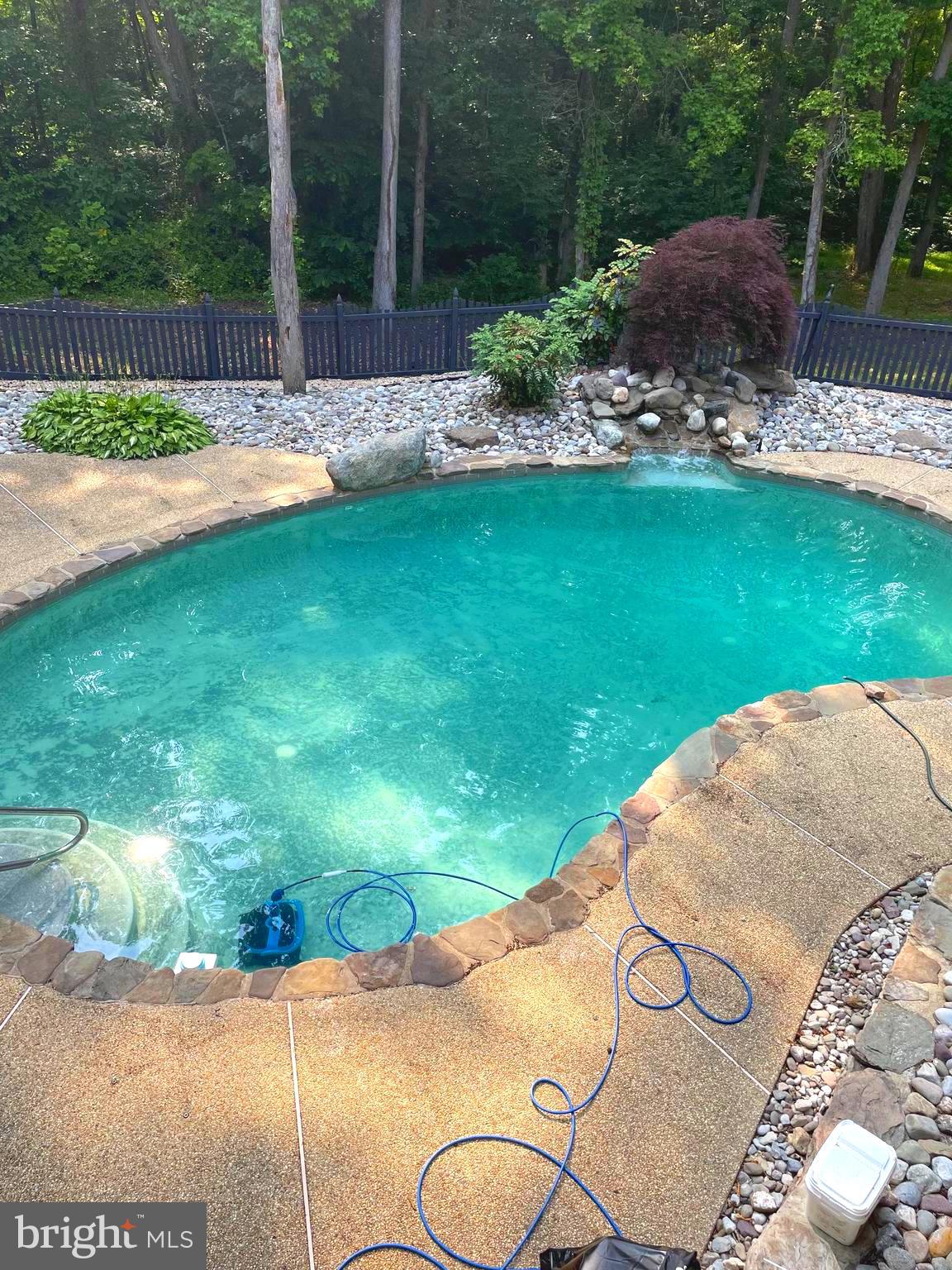 6450 MEADOWLARK DRIVE
