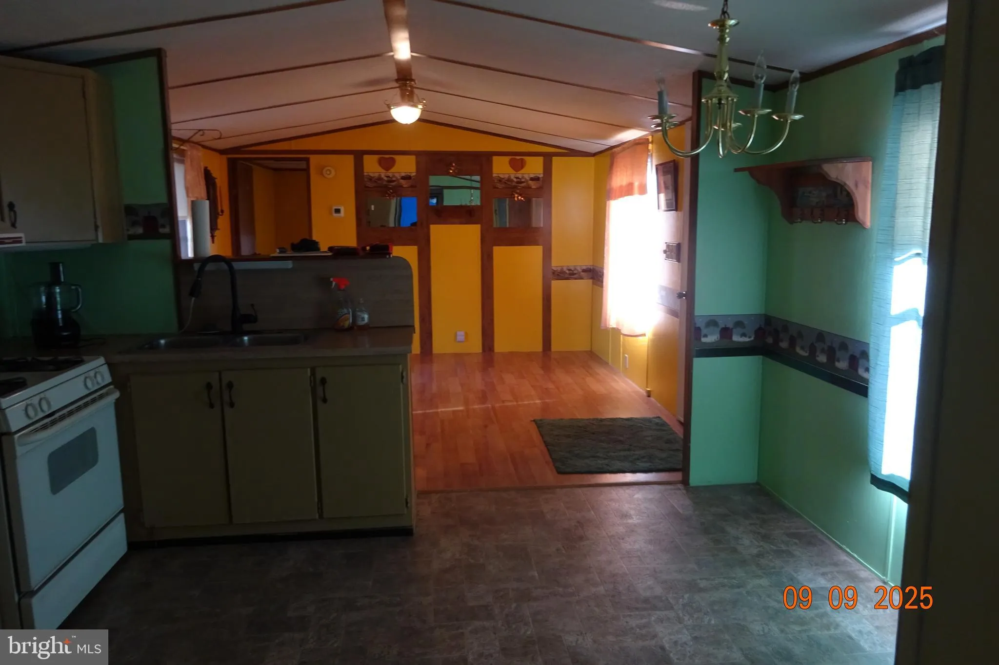 Shippensburg, Pennsylvania 17257, United States, 2 Bedrooms Bedrooms, ,1 BathroomBathrooms,Residential,Active,208547