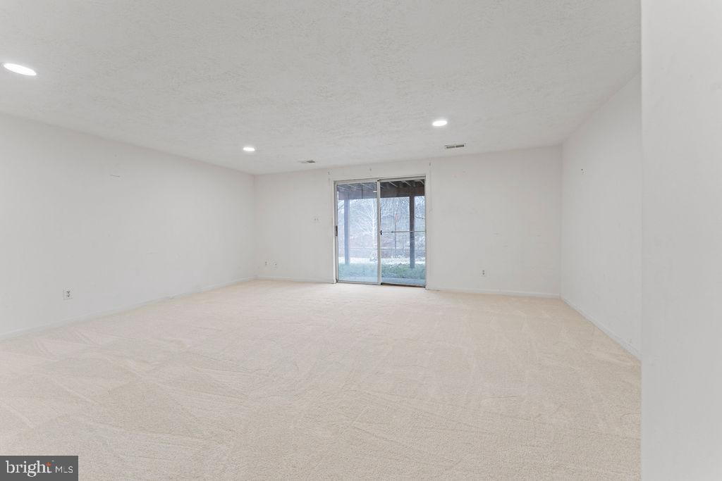 MONTGOMERY MEADOWS - Residential