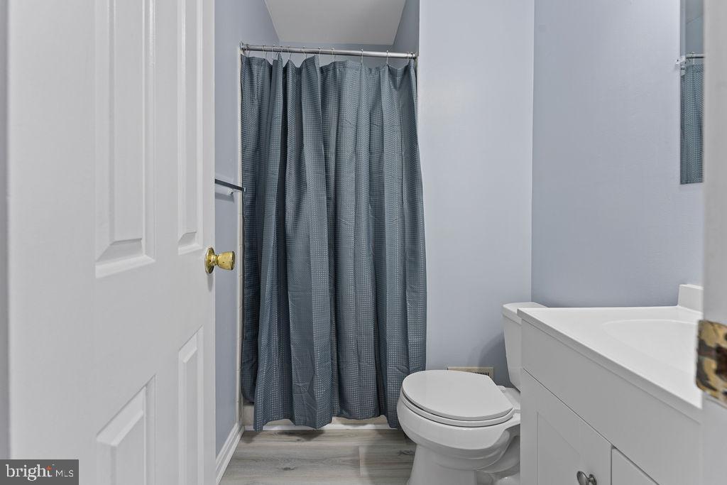 MONTGOMERY MEADOWS - Residential