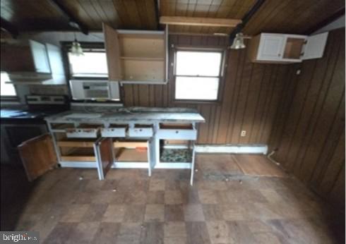 ELK HORN - Residential