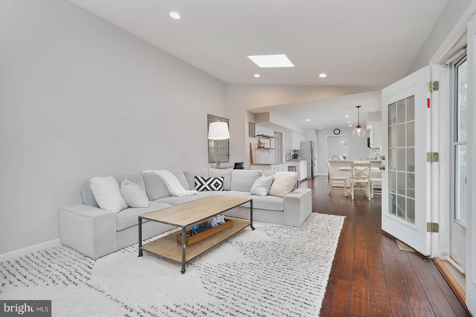 LITTLE ROCKY RUN - Residential