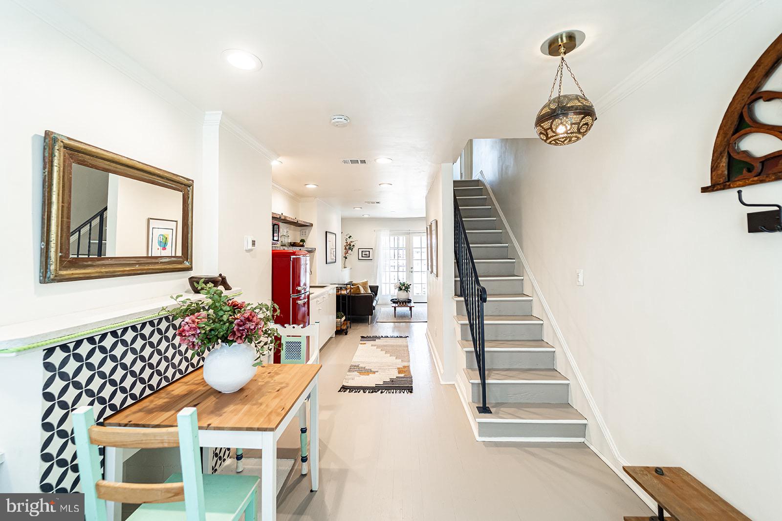 1062 | 1064 THOMAS JEFFERSON STREET NW