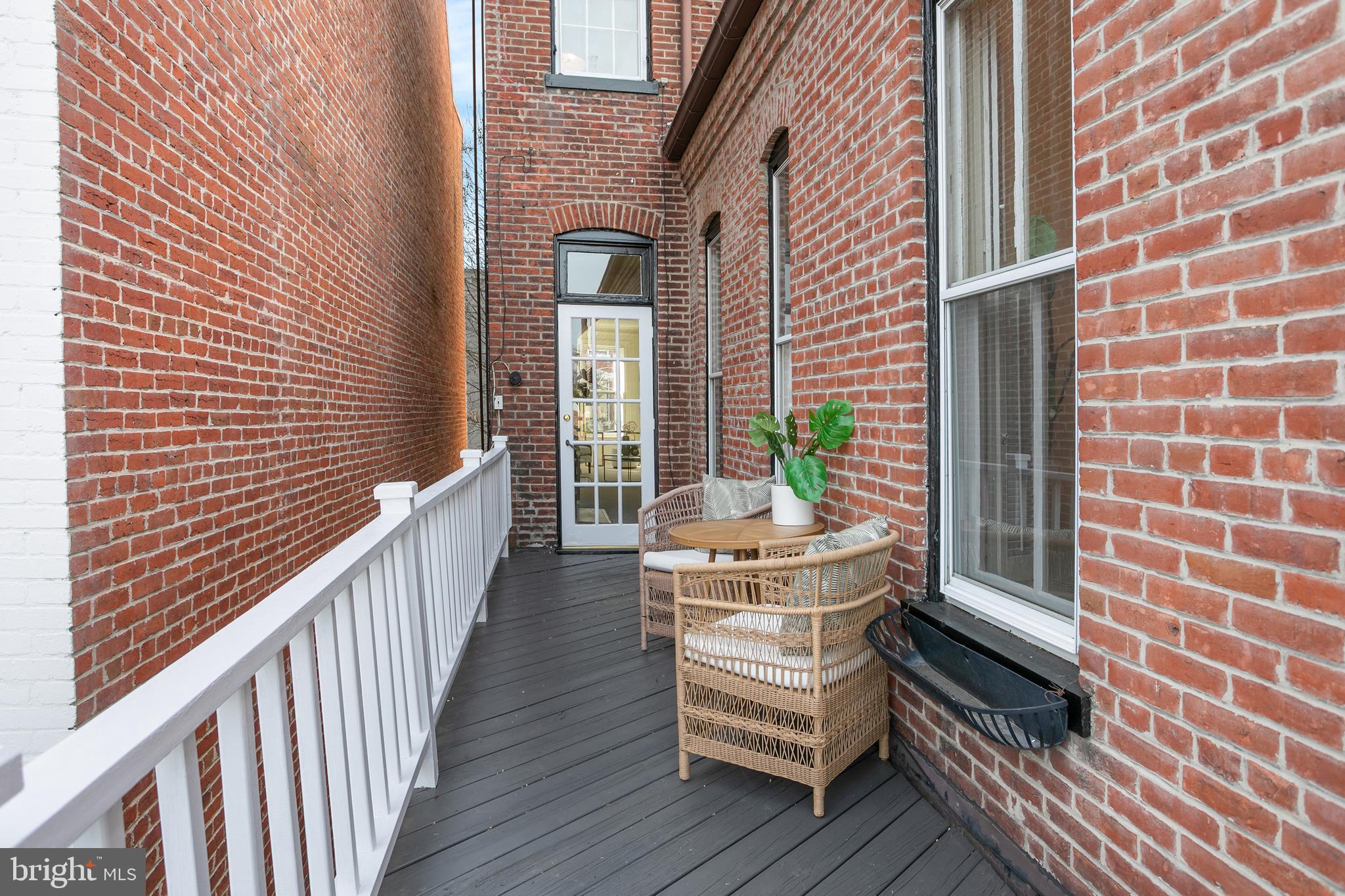 GEORGETOWN - Residential