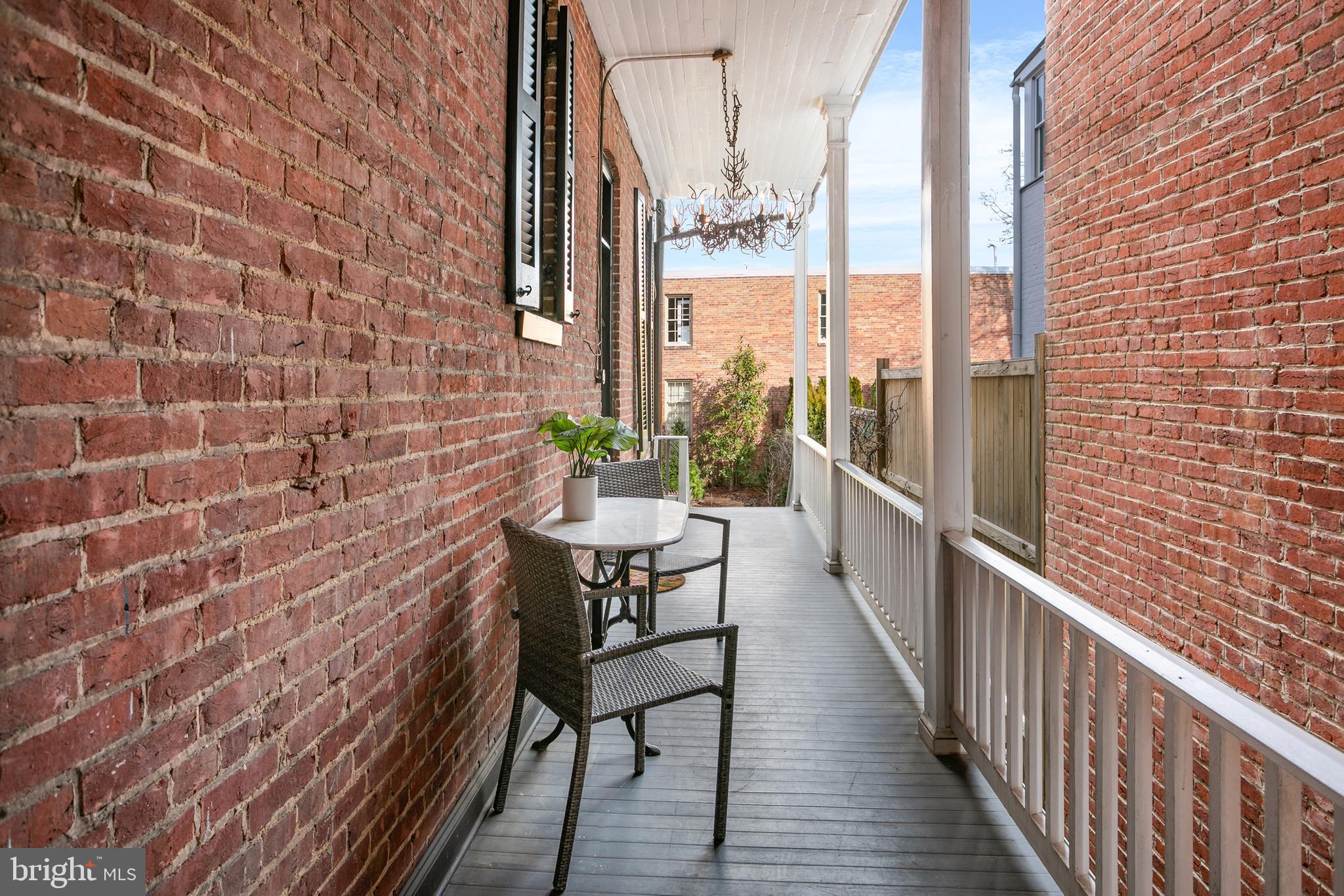 GEORGETOWN - Residential