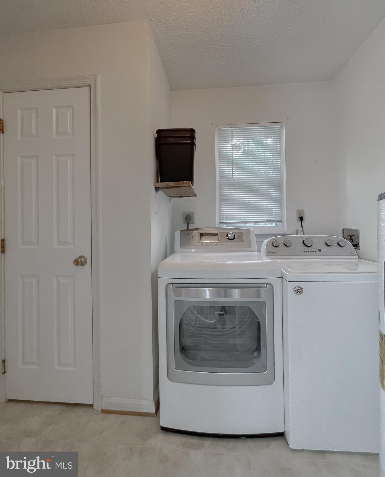 PANQUIA OAKS SUB - Residential Lease