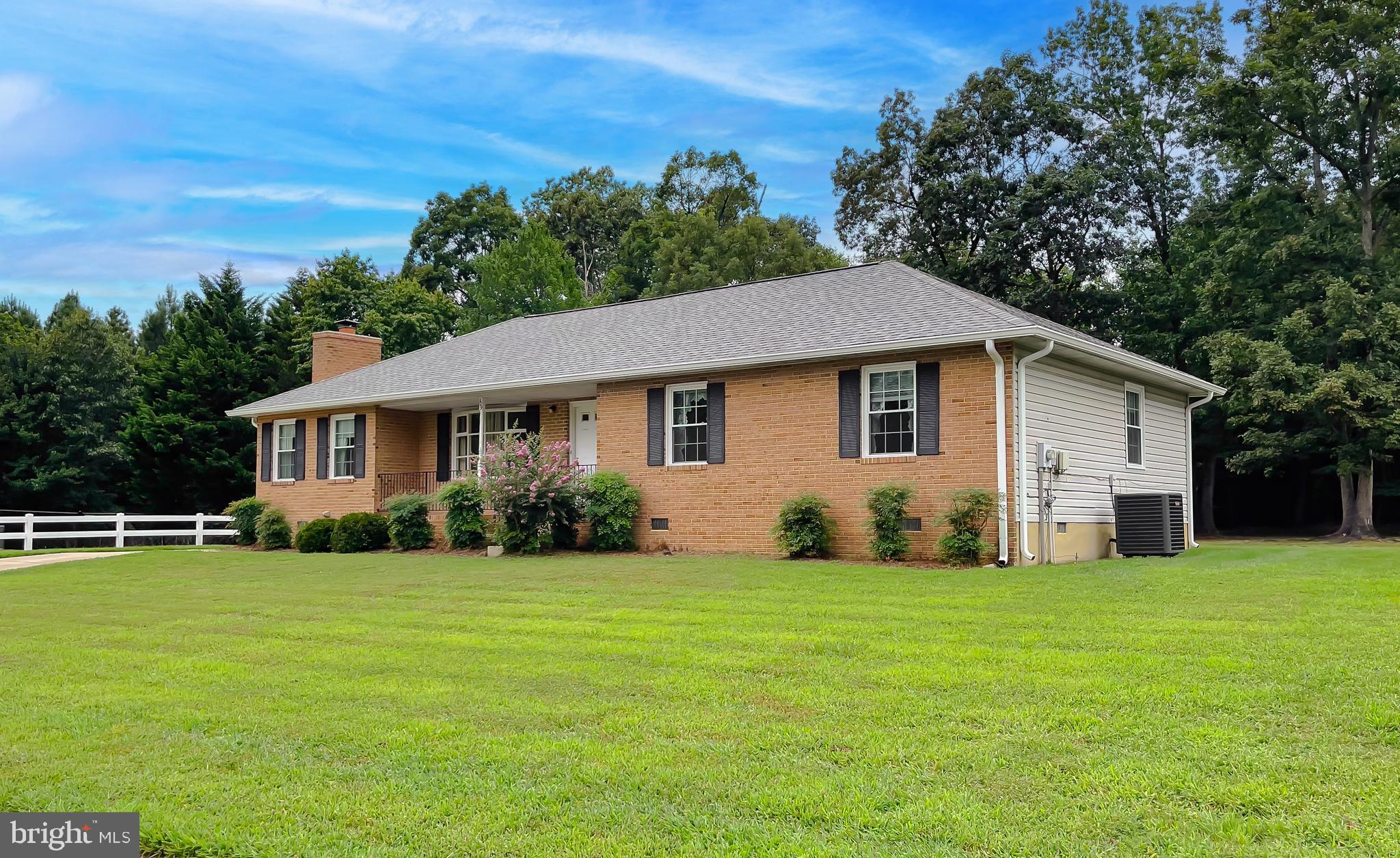 PANQUIA OAKS SUB - Residential Lease