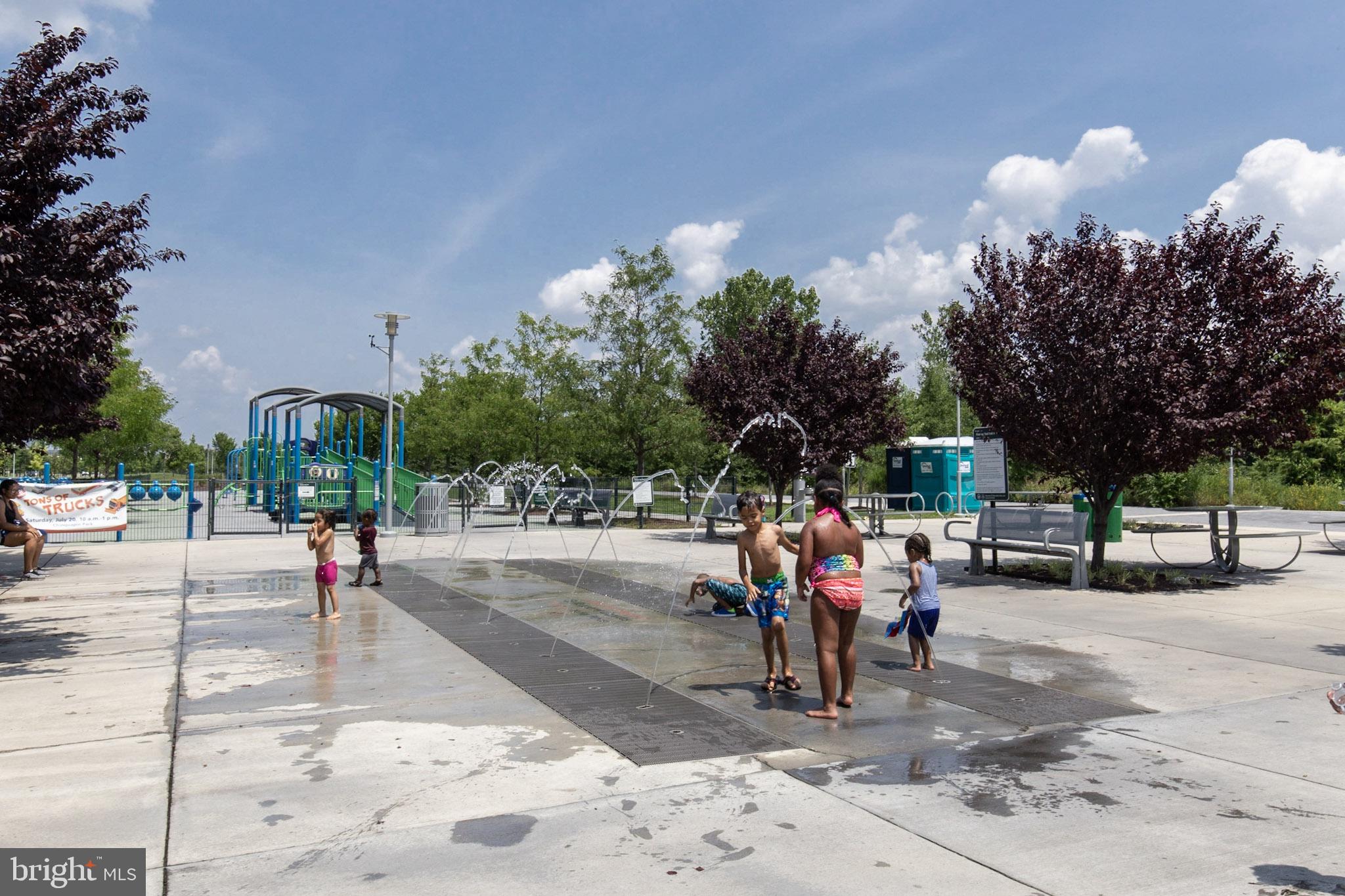 POTOMAC YARD - Residential