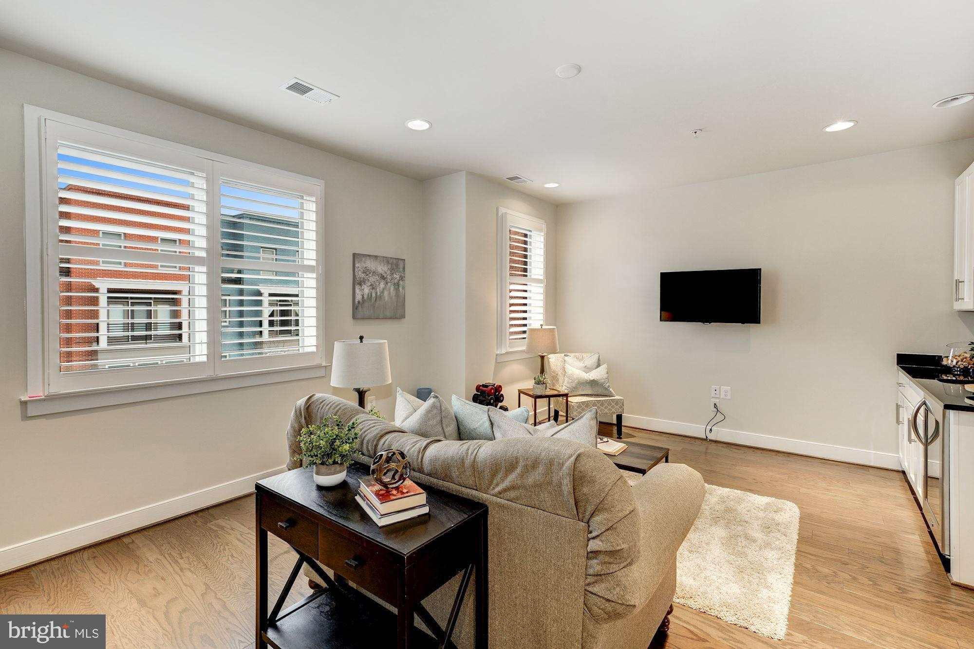 POTOMAC YARD - Residential