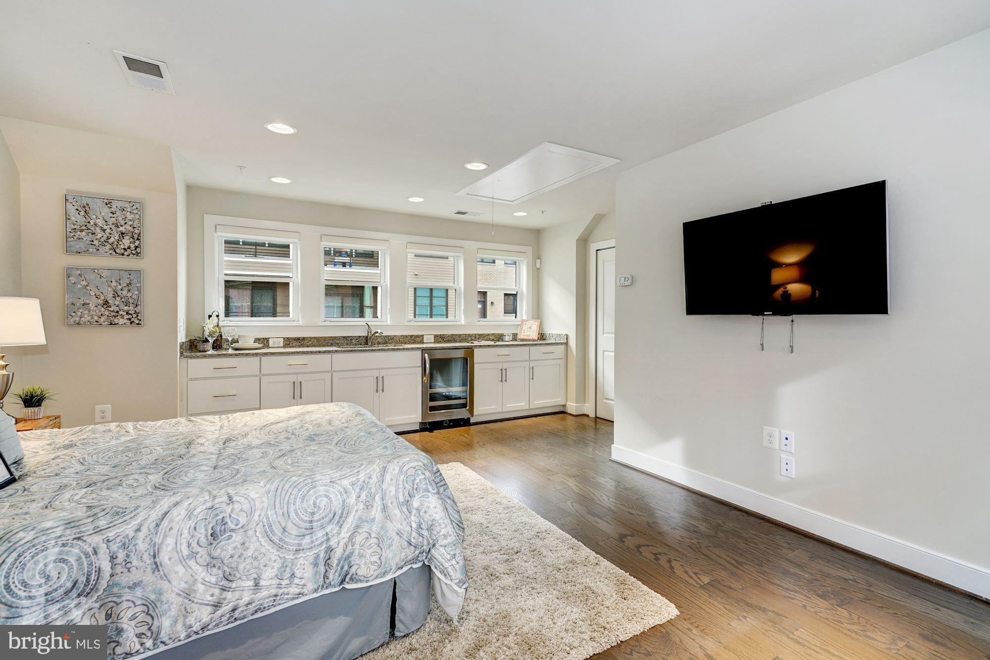 POTOMAC YARD - Residential