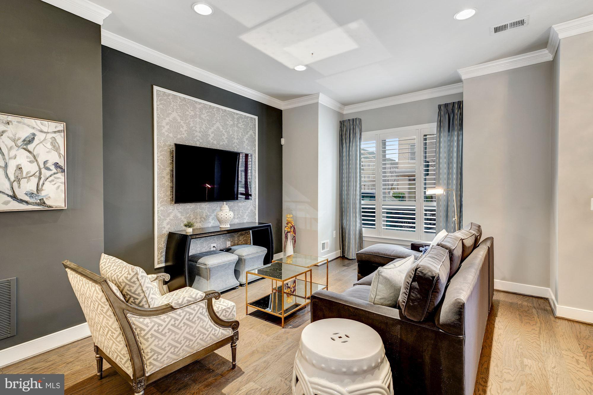 POTOMAC YARD - Residential