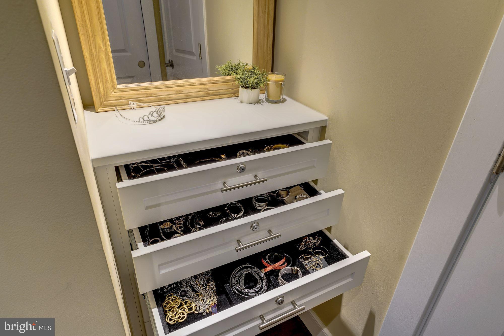 POTOMAC YARD - Residential