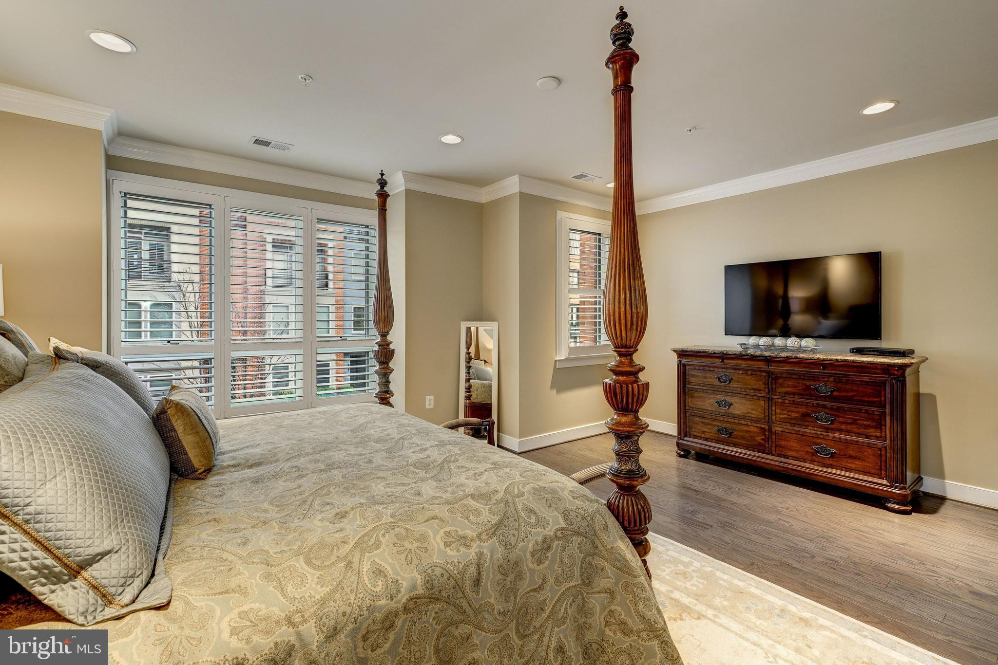 POTOMAC YARD - Residential