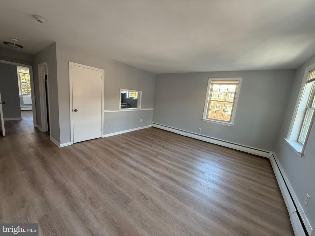 Photo of 27 Wallingford Avenue, WALLINGFORD, PA 19086 (MLS # PADE2107646)