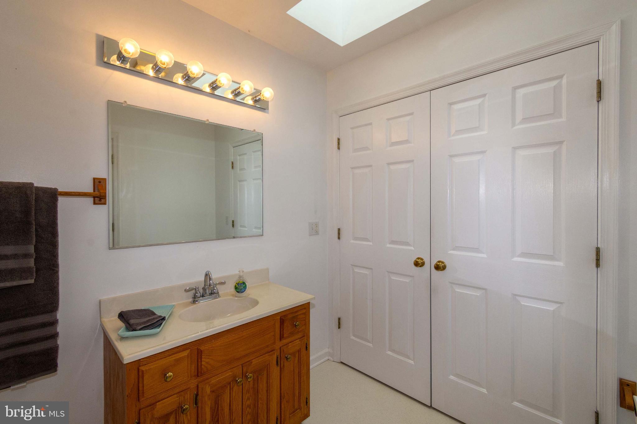 DAISY HILLS - Residential