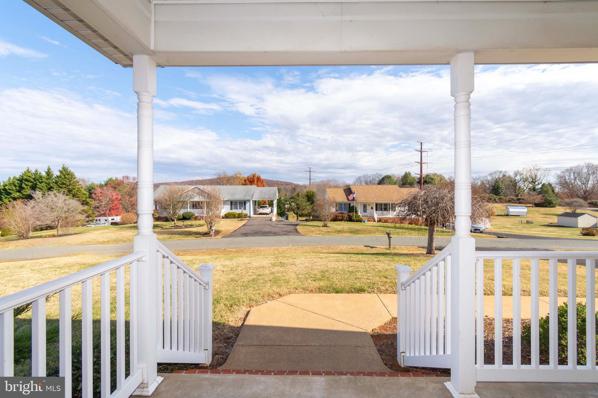 DAISY HILLS - Residential